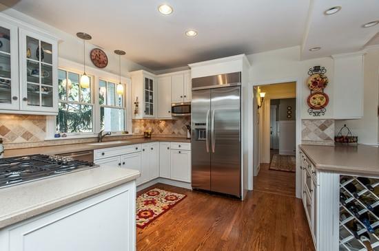 338 Fairview Avenue Winnetka, IL 60093 - Photo 8 of 20