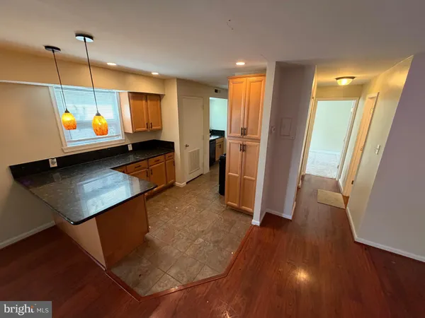 $1,675 | 430 North Armistead Street, Unit 103, Alexandria, VA 22312