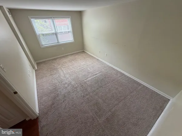 $1,675 | 430 North Armistead Street, Unit 103, Alexandria, VA 22312