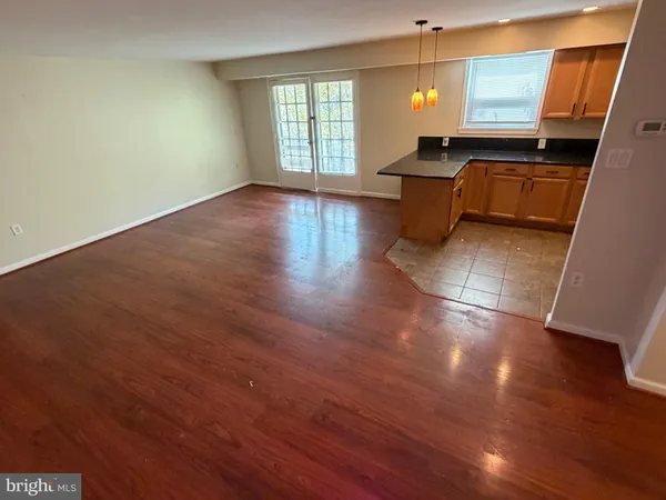 $1,675 | 430 North Armistead Street, Unit 103, Alexandria, VA 22312