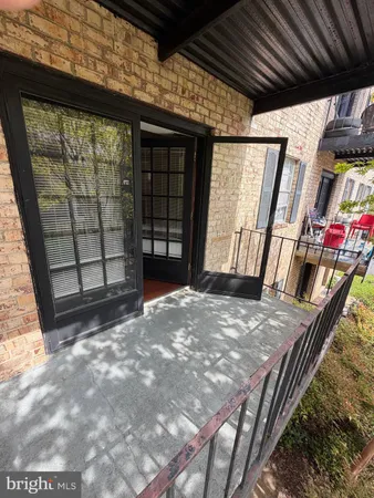 $1,675 | 430 North Armistead Street, Unit 103, Alexandria, VA 22312