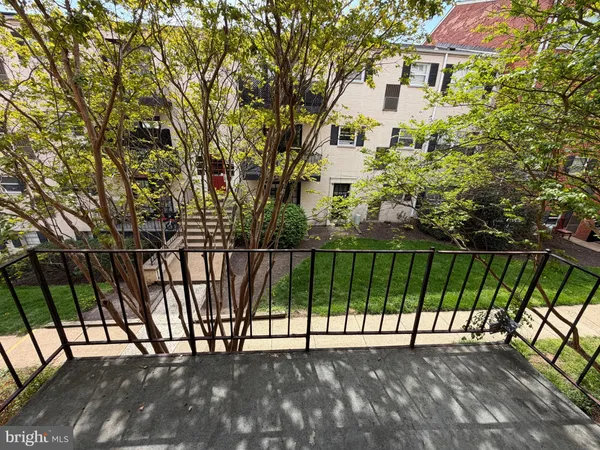 $1,675 | 430 North Armistead Street, Unit 103, Alexandria, VA 22312