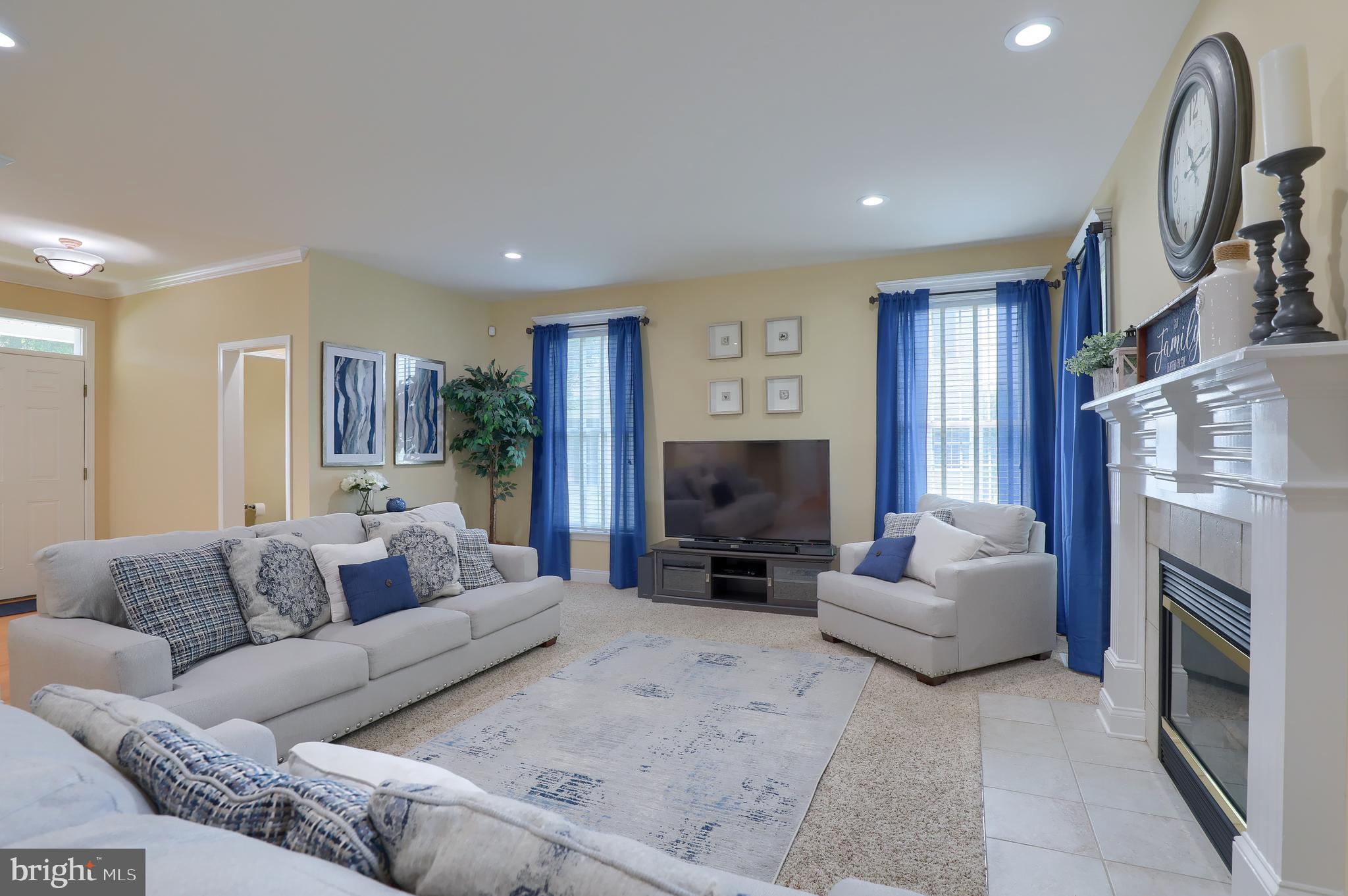 308 Bloomfield Drive Lititz, PA 17543 - Photo 8 of 47 Gallery Image 8