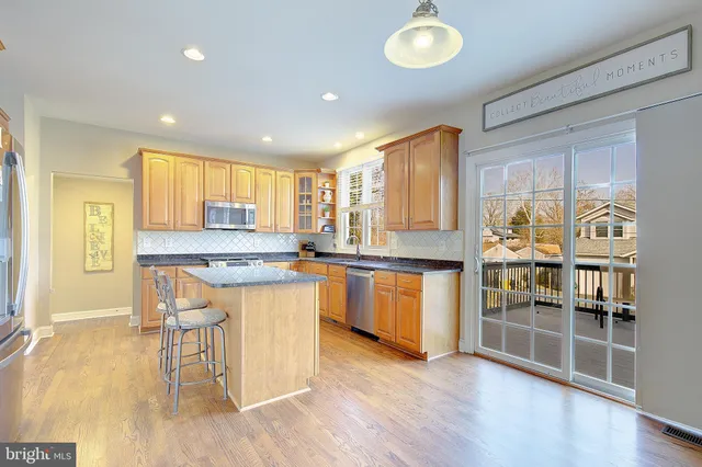 $759,900 | 3325 Cedar Drive, Edgewater, MD 21037