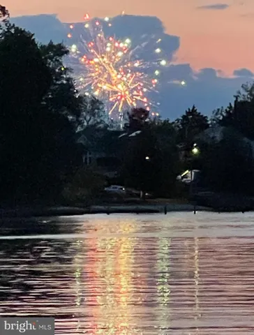 $759,900 | 3325 Cedar Drive, Edgewater, MD 21037