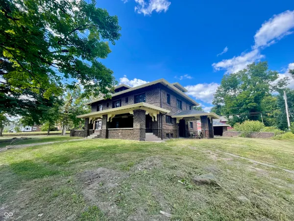 $440,000 | 110 East Harrison Street, Martinsville, IN 46151