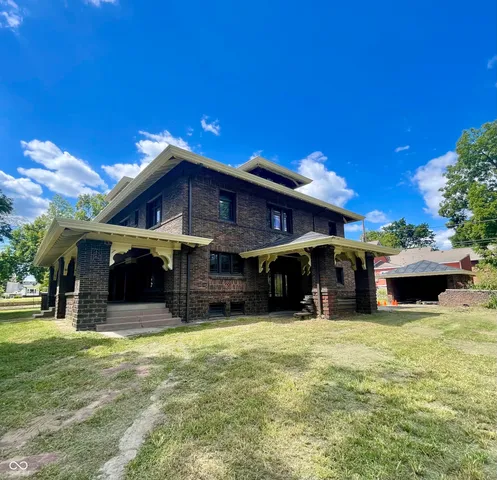 $450,000 | 110 East Harrison Street, Martinsville, IN 46151