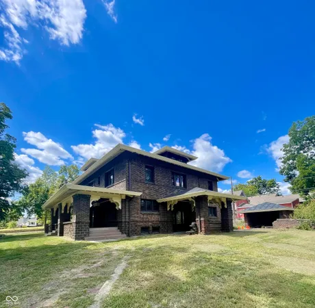 $440,000 | 110 East Harrison Street, Martinsville, IN 46151