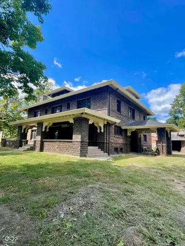 $450,000 | 110 East Harrison Street, Martinsville, IN 46151