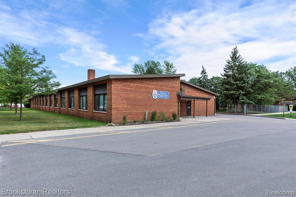 2120 Oxford Road Berkley, MI 48072 - Photo 38 of 42
