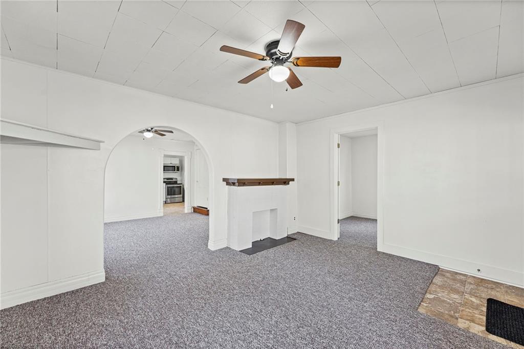 311 South Sycamore Street Iola, KS 66749 - Photo 1 of 34