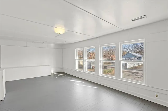 $112,000 | 311 South Sycamore Street, Iola, KS 66749