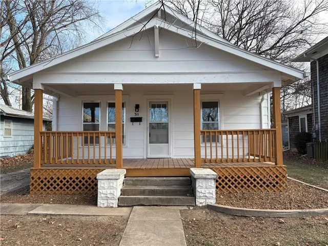 $112,000 | 311 South Sycamore Street, Iola, KS 66749