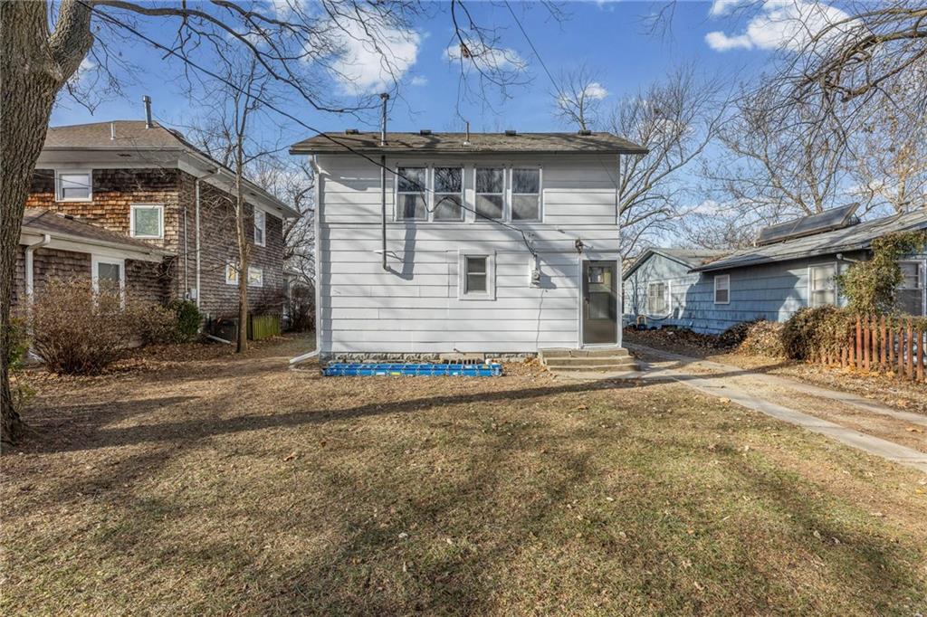 311 South Sycamore Street Iola, KS 66749 - Photo 26 of 34