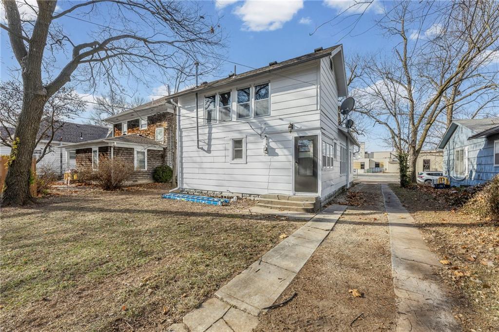 311 South Sycamore Street Iola, KS 66749 - Photo 28 of 34