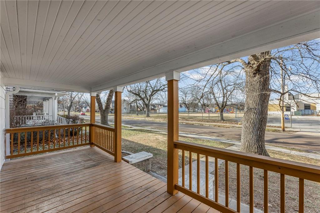 311 South Sycamore Street Iola, KS 66749 - Photo 7 of 34