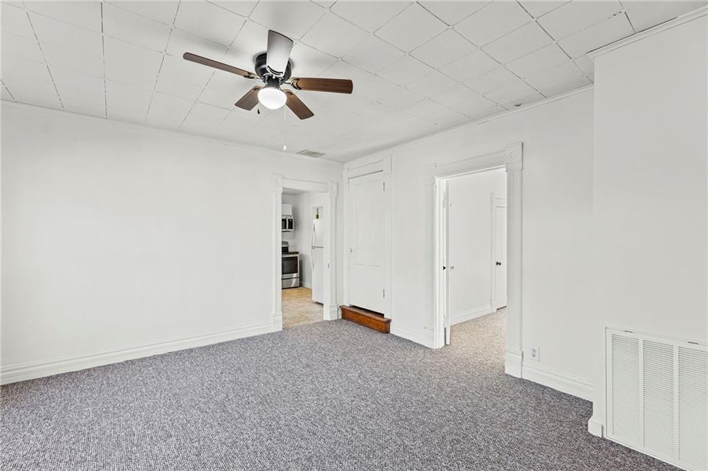 311 South Sycamore Street Iola, KS 66749 - Photo 10 of 34