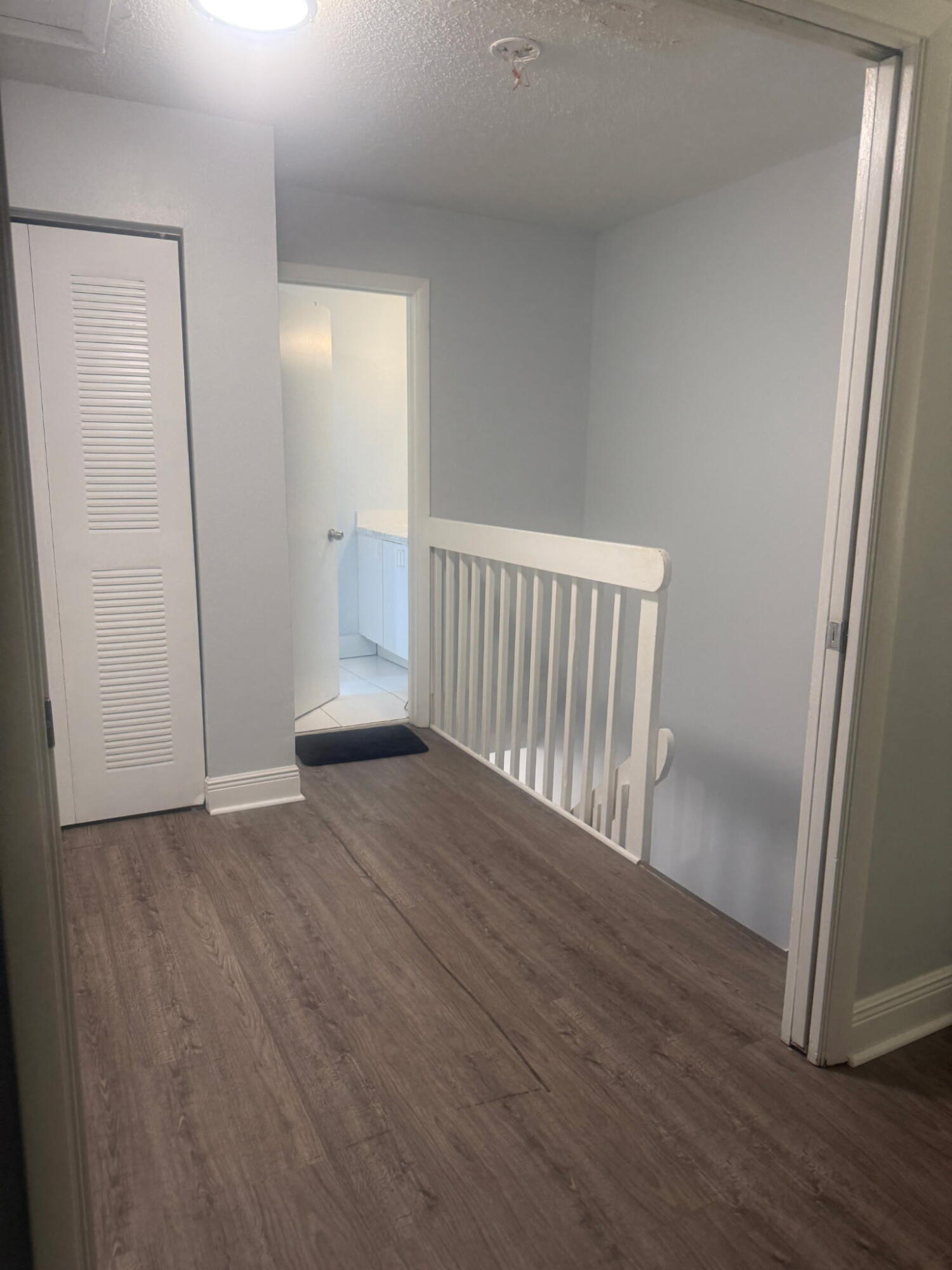 4121 Northeast 21st Terrace, Unit 3 Lighthouse Point, FL 33064 - Photo 18 of 40 Hallway