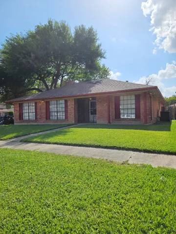 $2,100 | 7206 Navidad Road, Houston, TX 77083