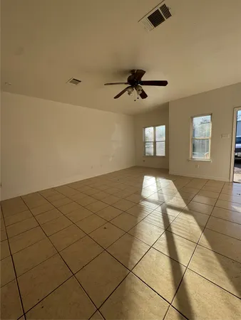 $1,195 | 609 Martin Luther King Boulevard, Unit A, Elgin, TX 78621
