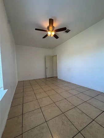 $1,195 | 609 Martin Luther King Boulevard, Unit A, Elgin, TX 78621