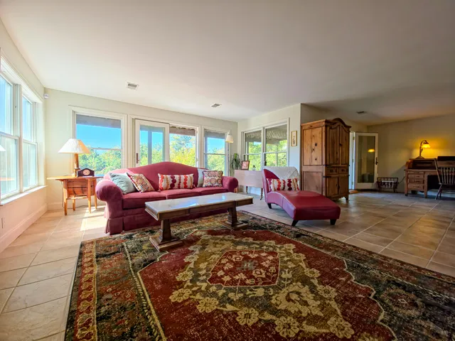 $925,000 | 4 Mainstay Lane, Bourne, MA 02532