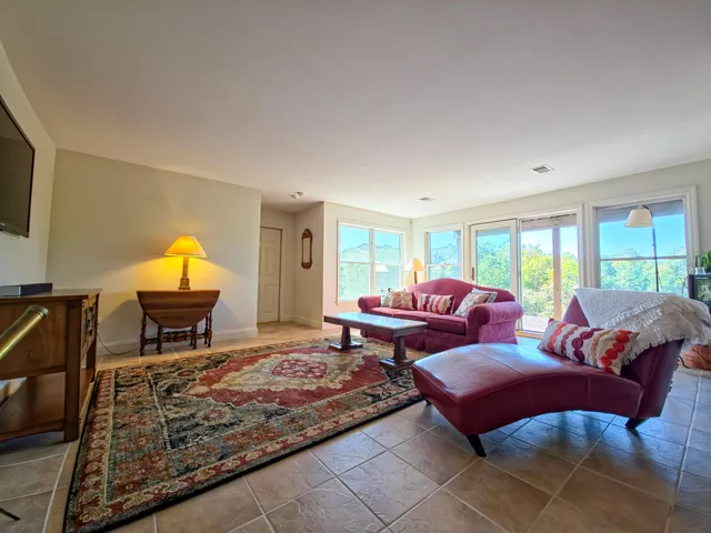 $925,000 | 4 Mainstay Lane, Bourne, MA 02532