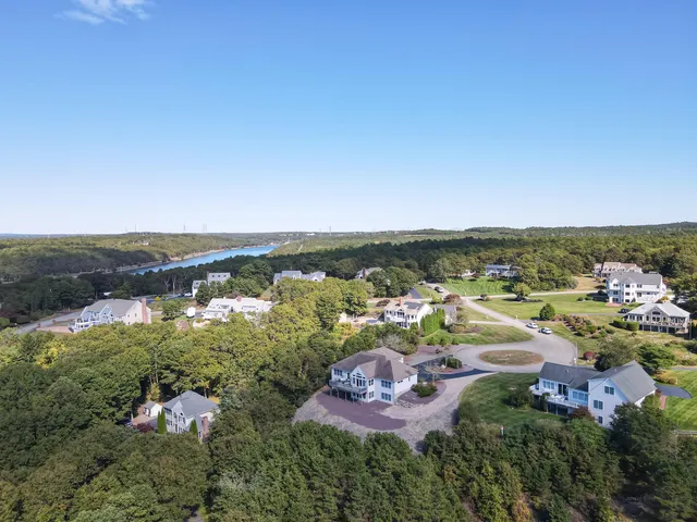$925,000 | 4 Mainstay Lane, Bourne, MA 02532