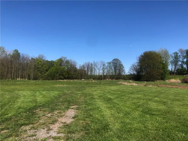 $285,000 | 1 Poinciana Drive, Unit PVT, Pittsford, NY 14534