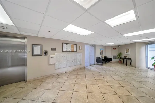 $125,000 | 3940 Inverrary Boulevard, Unit 303A, Lauderhill, FL 33319