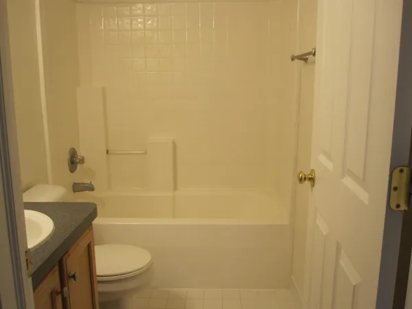 $379,000 | 3055 Barclay Way, Ann Arbor, MI 48105