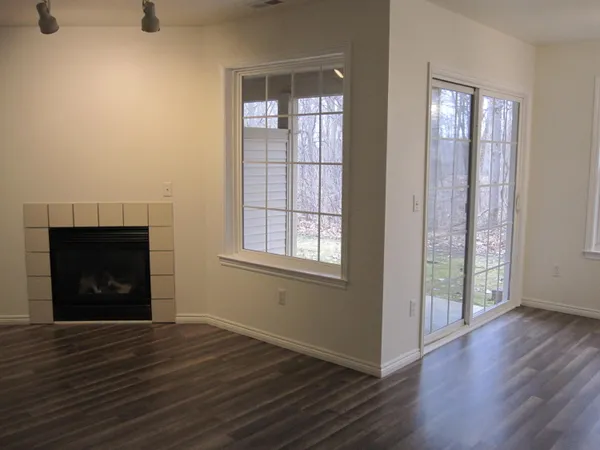 $379,000 | 3055 Barclay Way, Ann Arbor, MI 48105