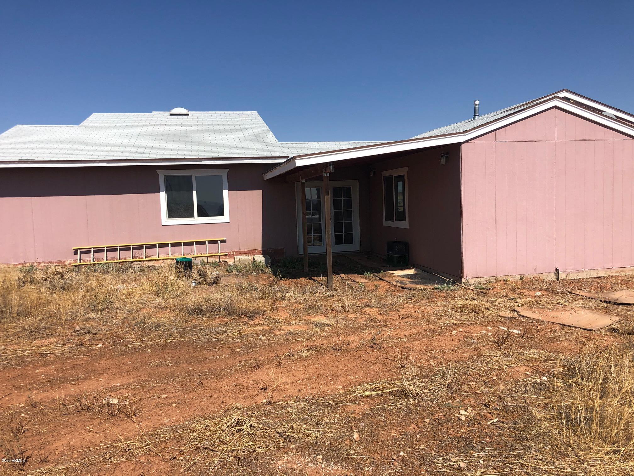 500 Gypsy Girls Road Seligman, AZ 86337 - Photo 9 of 48 07