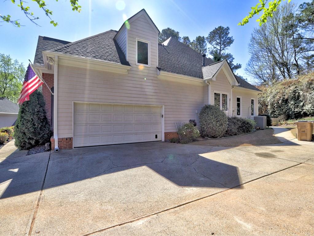 1560 Greyson Ridge Northeast Marietta, GA 30062 - Photo 5 of 66