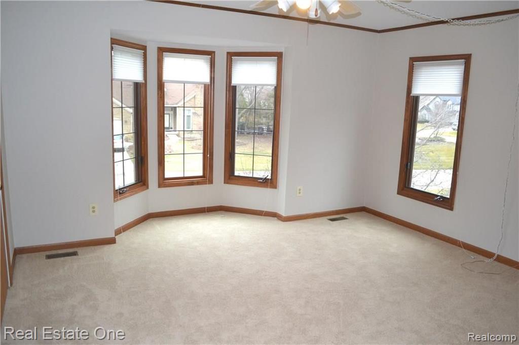 30992 Country Ridge Circle Farmington Hills, MI 48331 - Photo 30 of 40
