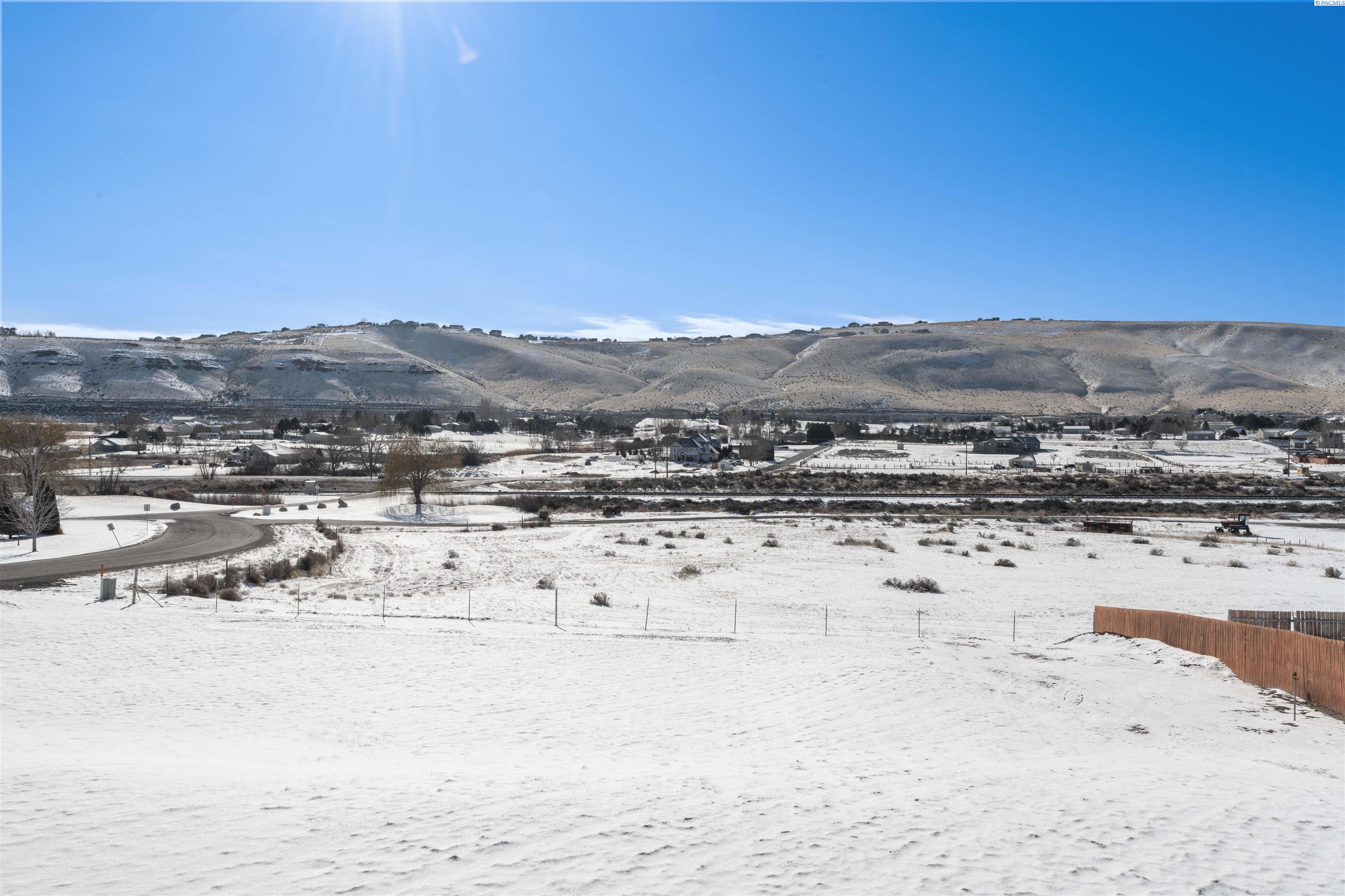 97801 East Ridgeview Drive Kennewick, WA 99338 - Photo 45 of 50 Gallery Image 45