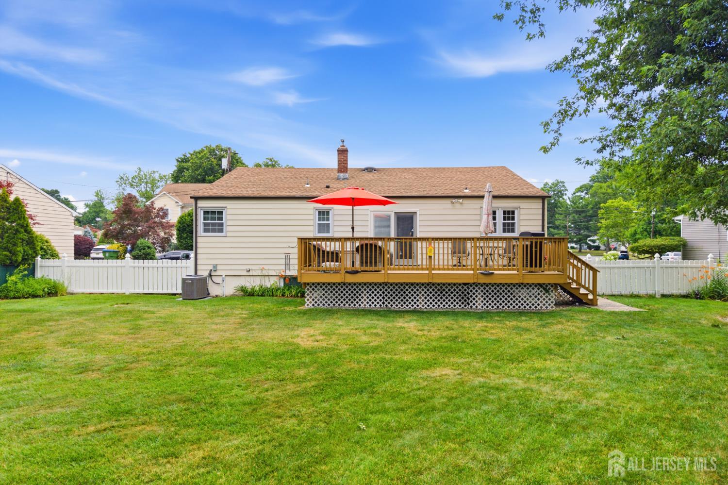 9 Brox Road Edison, NJ 08817 - Photo 28 of 38
