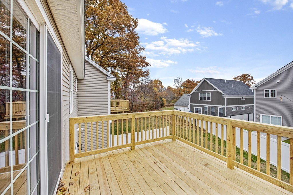 18 Old County Road, Unit A Salisbury, MA 01952 - Photo 5 of 25 Gallery Image 5