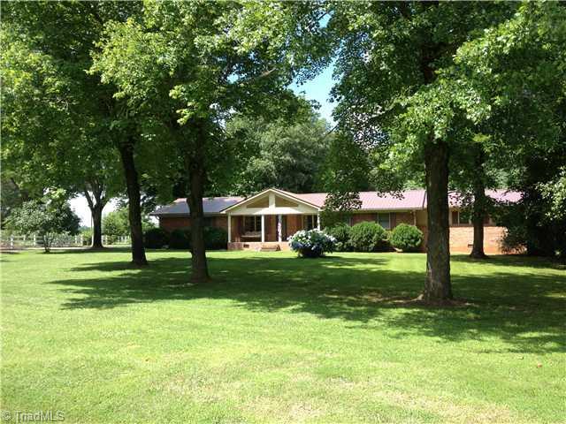 4516 Racine Road Climax, NC 27233 - Photo 4 of 4 Exterior Front.