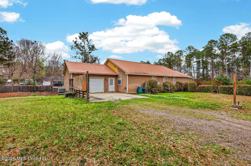 17105 Spring Lake Drive West Vancleave, MS 39565 - Photo 19 of 20 17105SpringLakeDr-33