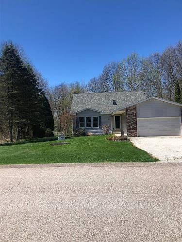 8050 Simit Lane Girard, PA 16417 - Photo 3 of 16