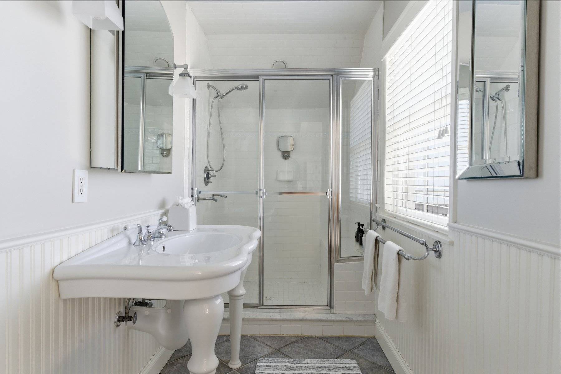 688 Dune Road West Hampton Dunes, NY 11978 - Photo 21 of 31