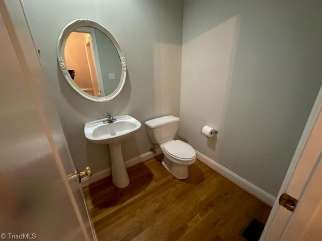 11 Park Village Lane, Unit D Greensboro, NC 27455 - Photo 2 of 19