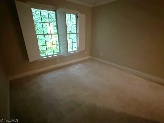 $2,150 | 11 Park Village Lane, Unit D, Greensboro, NC 27455