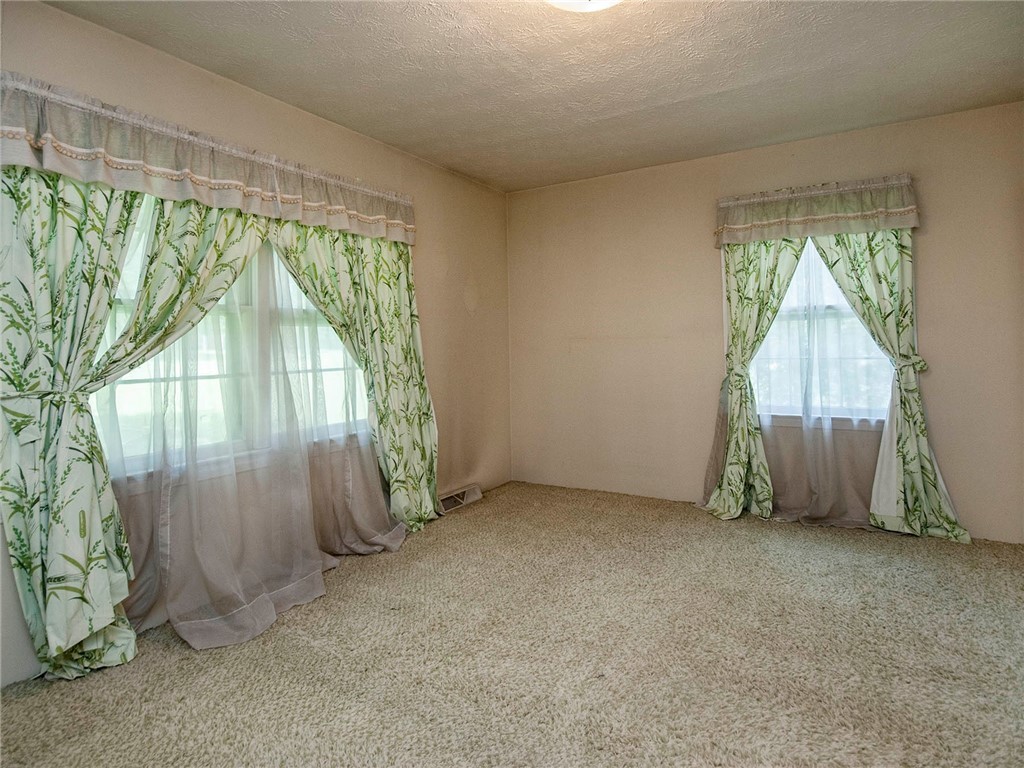 585 Pope Field Road Easley, SC 29642 - Photo 17 of 29 Gallery Image 17