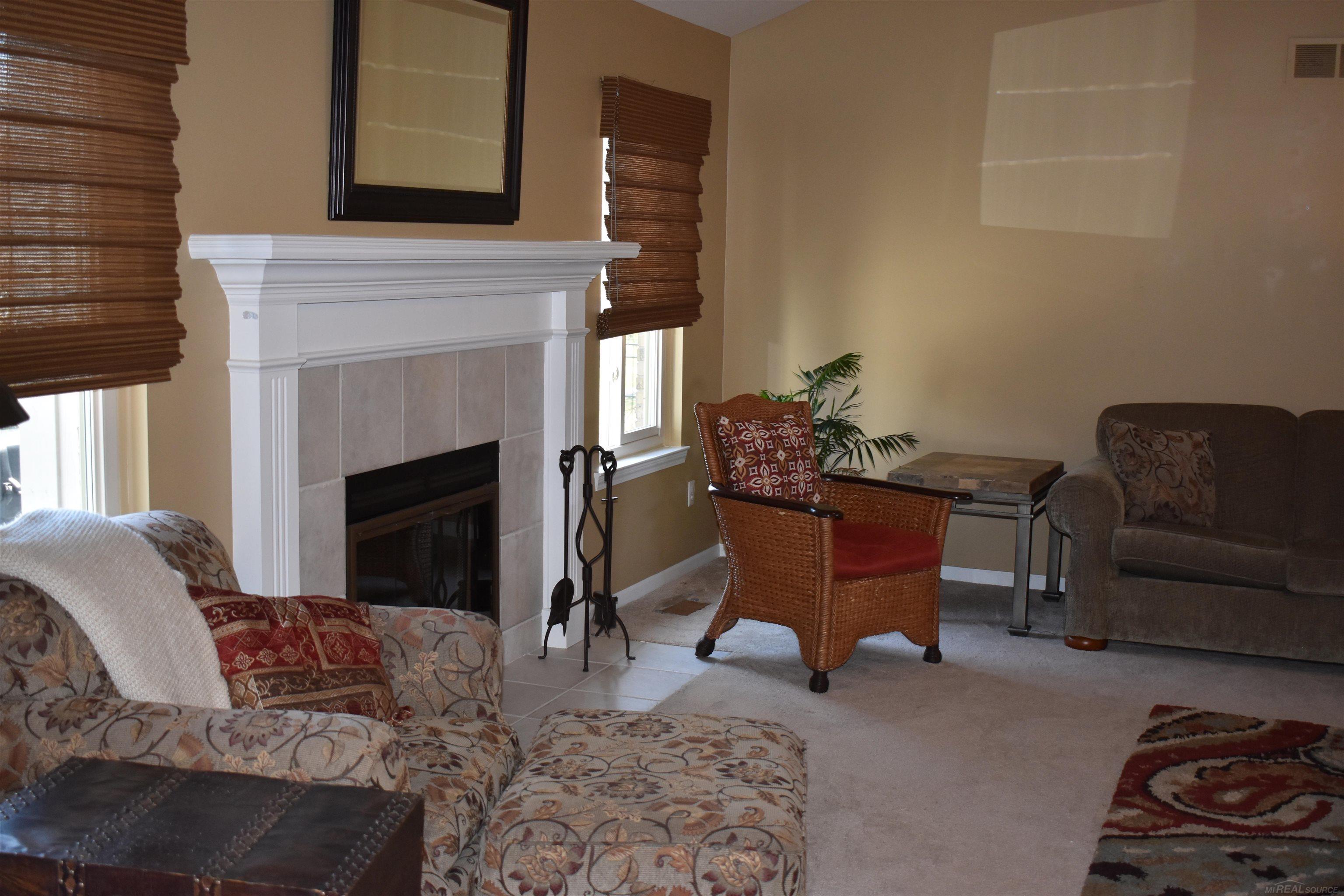 49242 Monte Road New Baltimore, MI 48047 - Photo 17 of 46 50105196-16.JPG