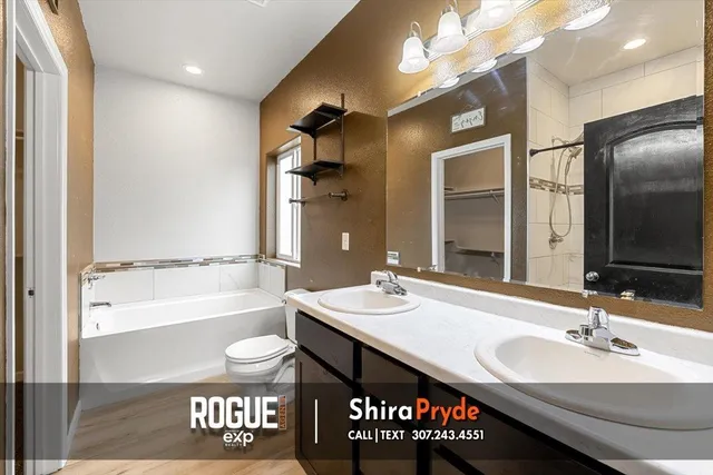 $415,000 | 953 South 5th Avenue, Mills, WY 82644