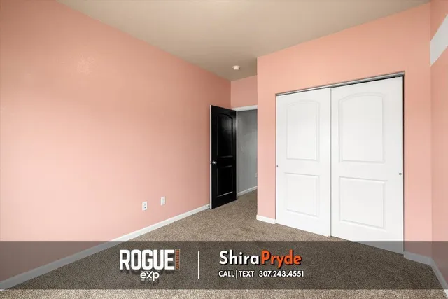 $415,000 | 953 South 5th Avenue, Mills, WY 82644