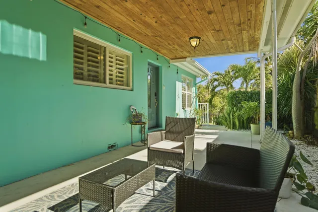 $4,500 | 525 North L Street, Lake Worth Beach, FL 33460