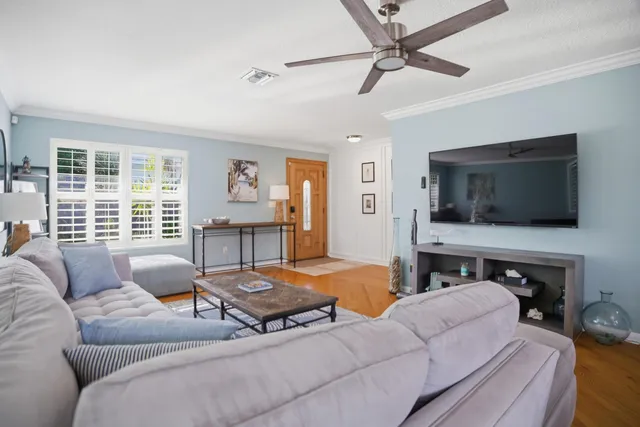 $4,500 | 525 North L Street, Lake Worth Beach, FL 33460